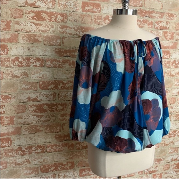 Allison Joy Blue Floral Off-Shoulder Blouse - Picture 3 of 10